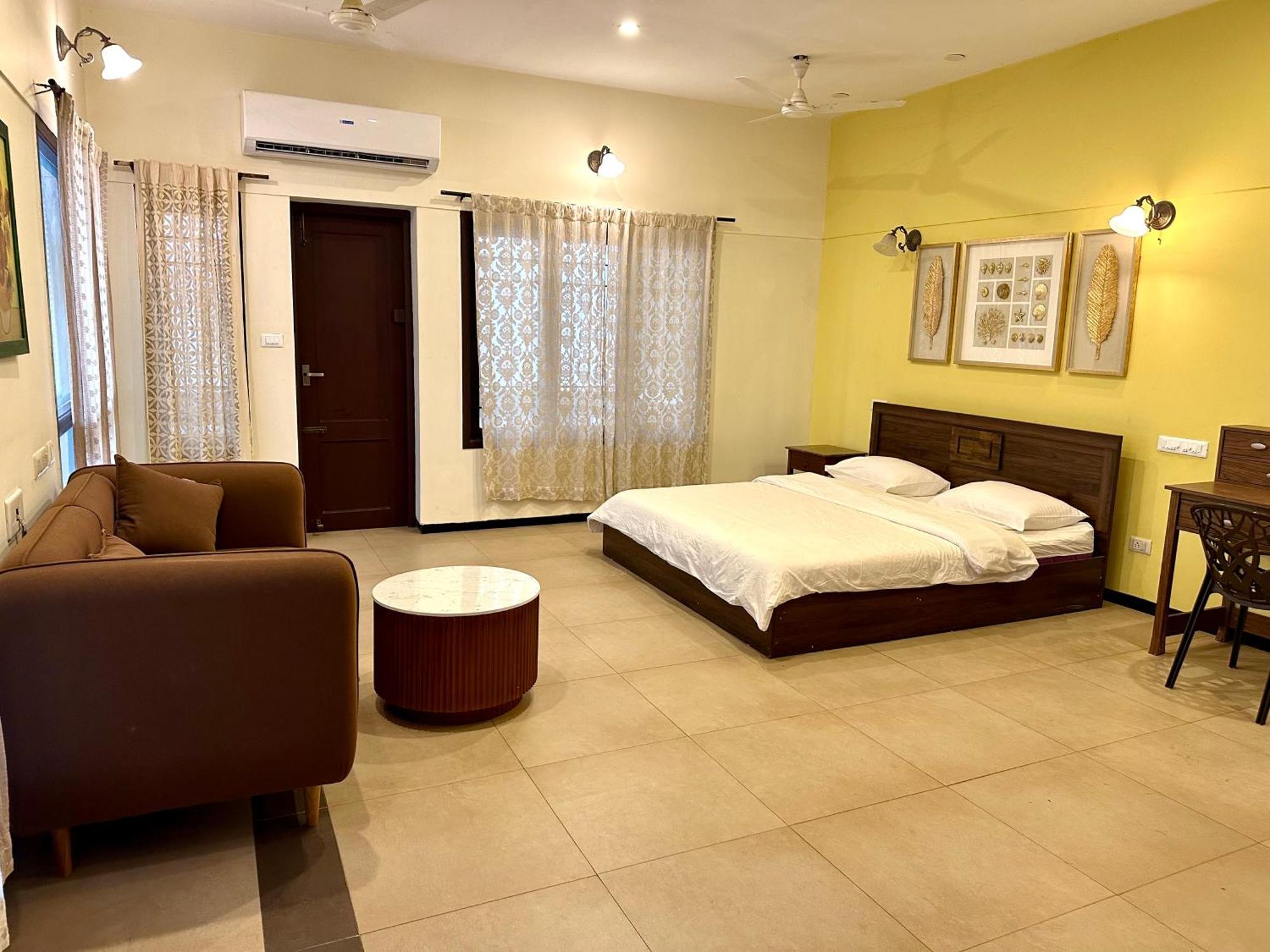 Costa Verde Luxury Seafront Villa 첸나이 외부 사진